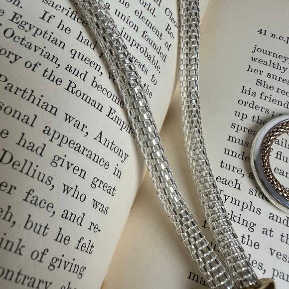 NEW Vintage 80s NRQ Lariat Silver and Gold Necklace Hoop Earrings Jewelry Set - Picture 3 of 15